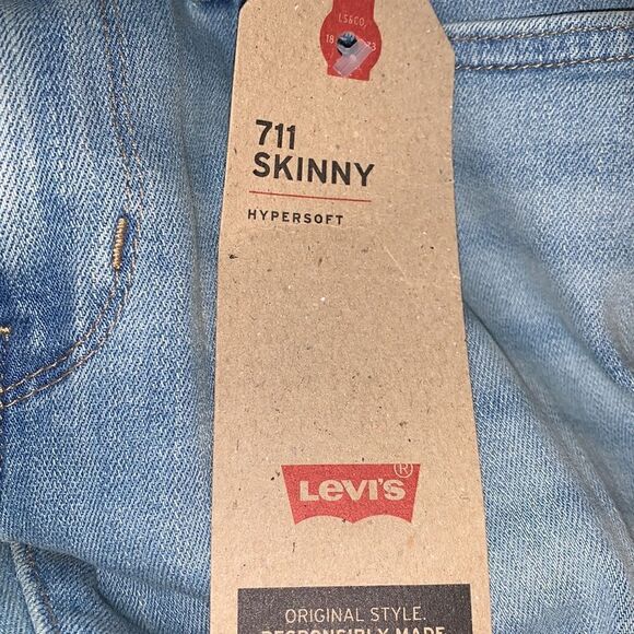 Levis 711 The Skinny Faded Blue Mid Rise Jeans | Size 6 - Picture 9 of 10